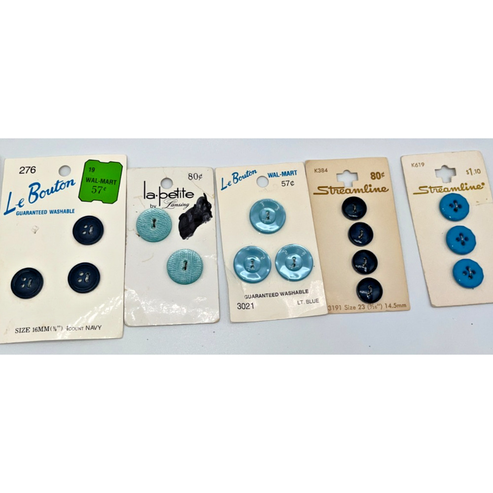 Vintage Buttons Carded Le Bouton Streamline Shades of Blue buttons Navy Pearl